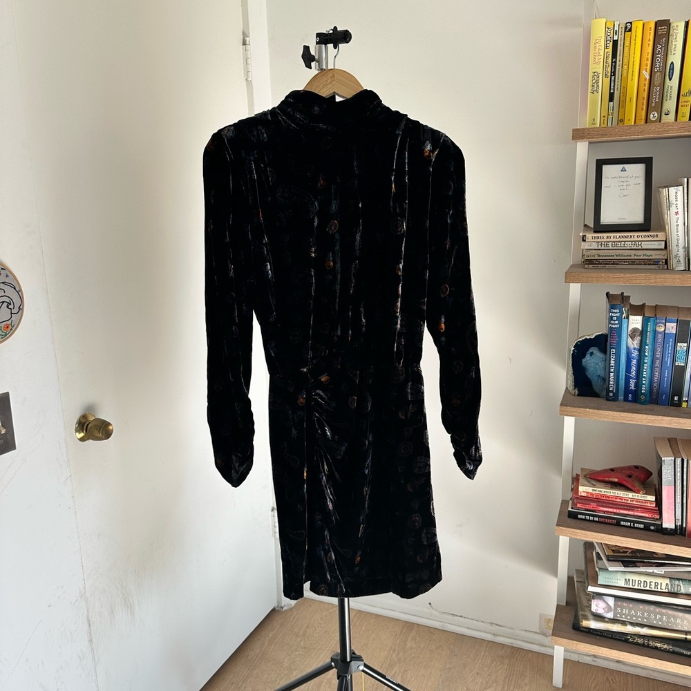 Zara Black Long Sleeve Velvet Dress - Picture 3 of 7